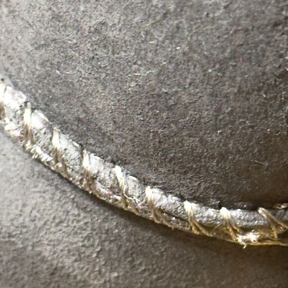 UGG Gray Boots sz 4 - Picture 5 of 8